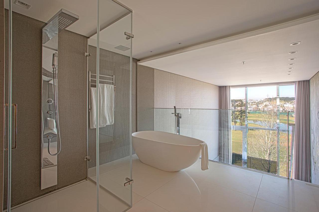 Suryaa Hotel Pinhais, Curio Collection By Hilton Exterior foto