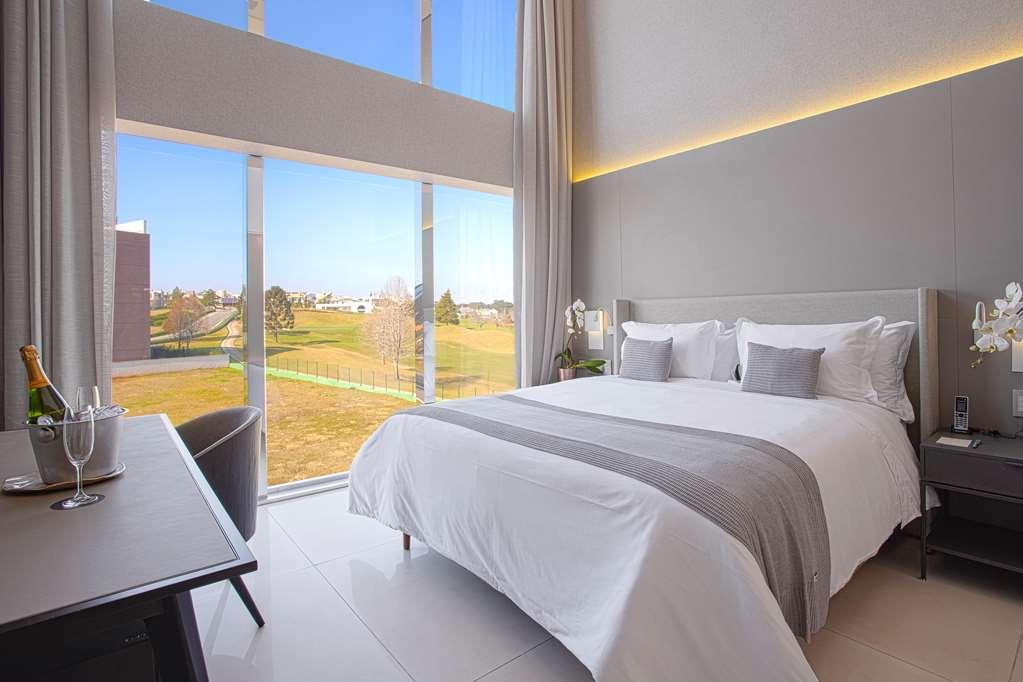 Suryaa Hotel Pinhais, Curio Collection By Hilton Cameră foto